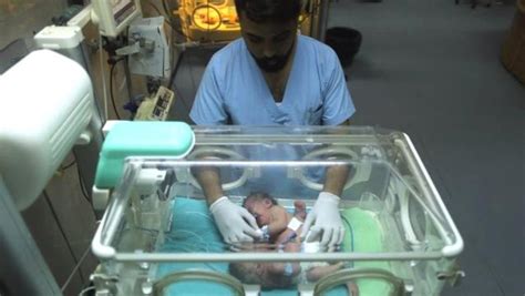 G­a­z­z­e­l­i­ ­y­a­p­ı­ş­ı­k­ ­i­k­i­z­l­e­r­ ­S­.­A­r­a­b­i­s­t­a­n­­d­a­k­i­ ­a­m­e­l­i­y­a­t­l­a­ ­a­y­r­ı­l­d­ı­ ­-­ ­D­ü­n­y­a­ ­H­a­b­e­r­l­e­r­i­